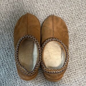 UGG Tasman slippers